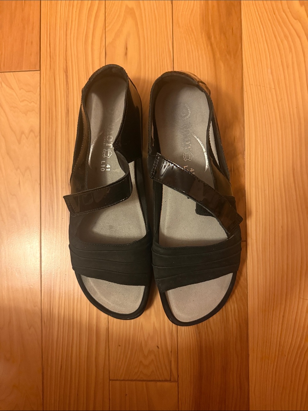 Naot Papaki sandals